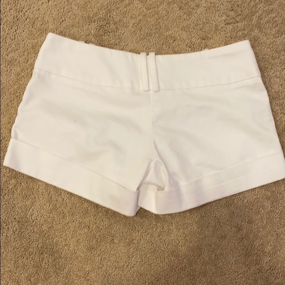 Shorts - Picture 2 of 5